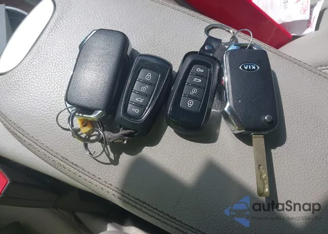 2021 Kia Seltos S z USA, uszkodzony, nr VIN KNDEUCAA3M7147137